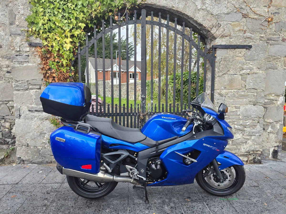 2016 Triumph Sprint 1050 GT SE for sale in Dublin — 2016 Triumph Sprint 1050 GT SE