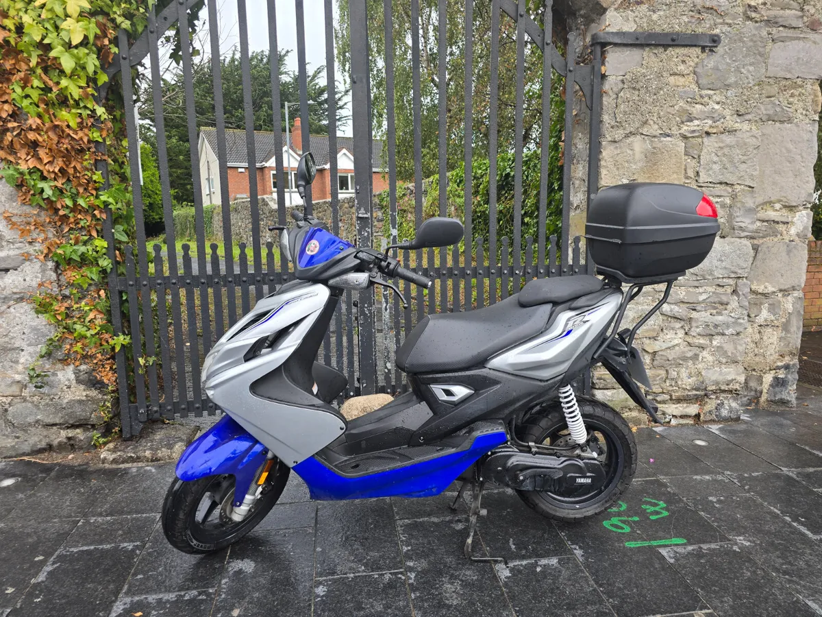 2017 Yamaha Aerox 50 for sale in Dublin — 2017 Yamaha Aerox 50
