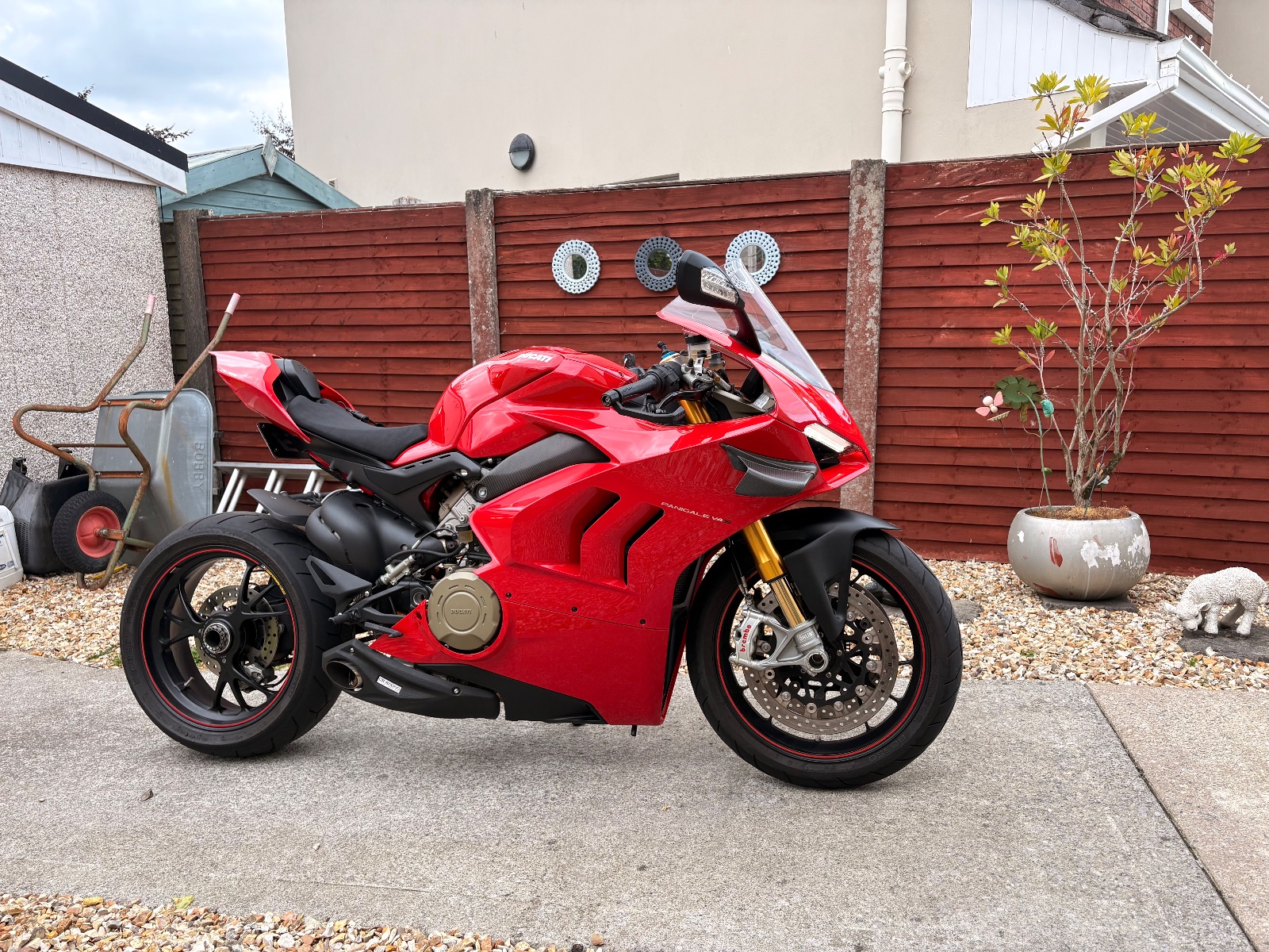 2018 Ducati V4 Panigale for sale in Louth — Panigale V4S